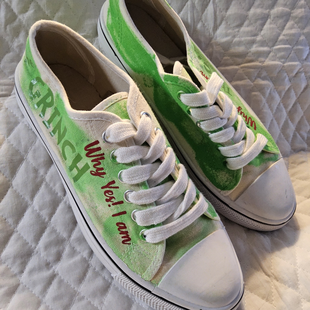 Green and White Women's Sneakers